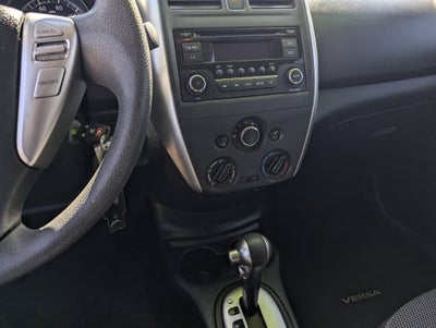2015 Nissan Versa SV