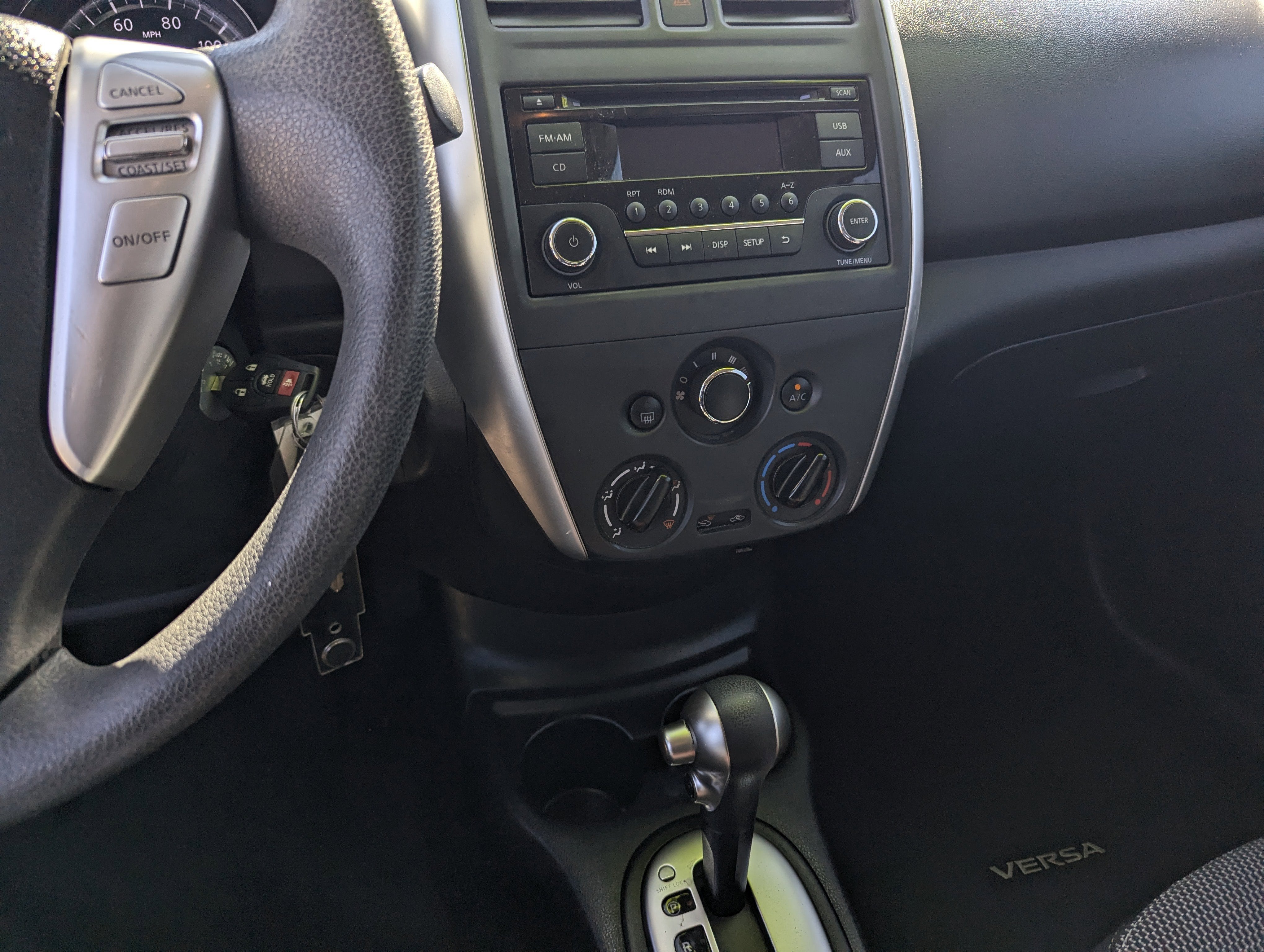 2015 Nissan Versa SV